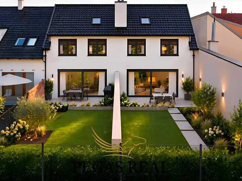 Prodej bytu 4+kk 105 m², Měnín – náhled fotky 1