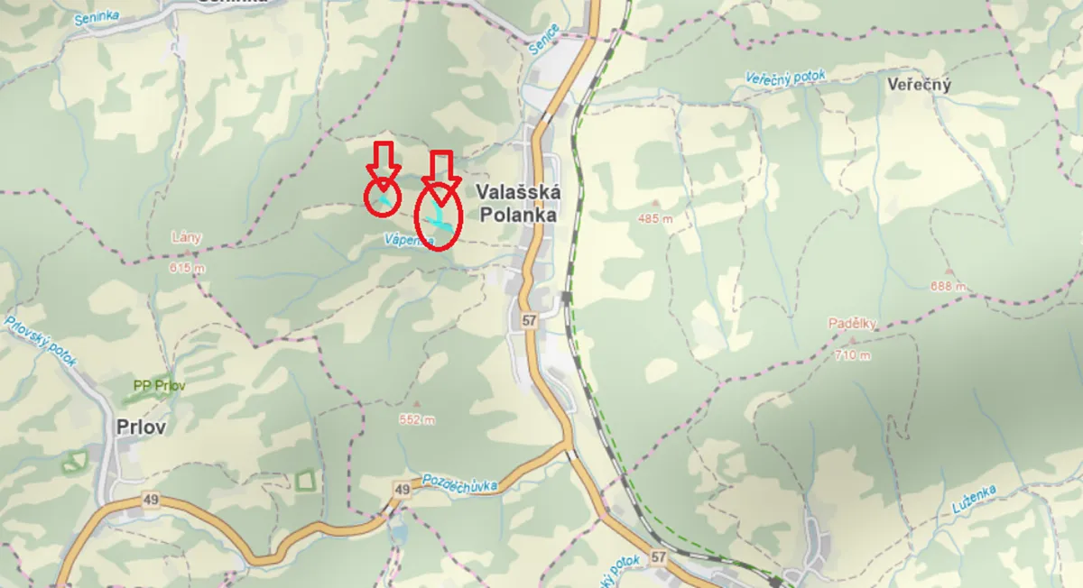 Prodej podílu 1/3 pozemku 3962 m²