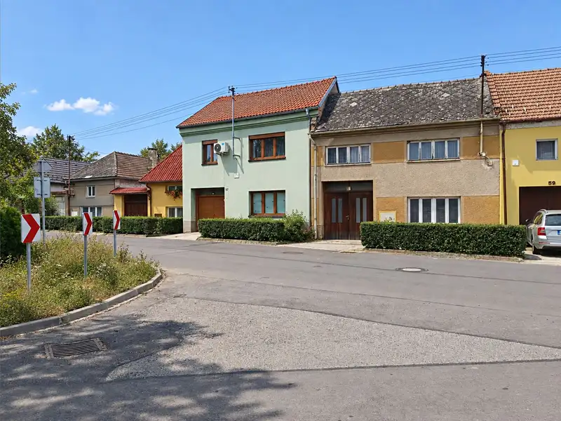 Prodej rodinného domu 95 m², pozemek 714 m², Čelčice – náhled fotky 2
