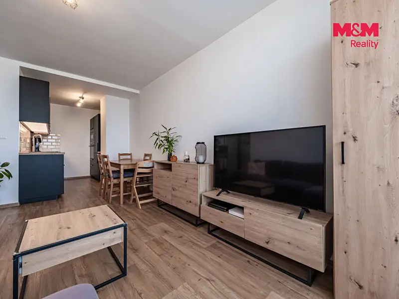 Prodej bytu 3+kk 55 m², Praha – náhled fotky 2