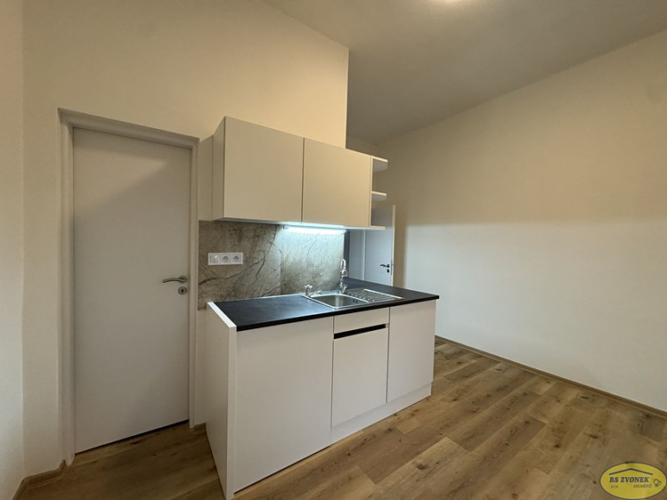 Квартира 2+1 в оренду, 47 м² (3 з 7)