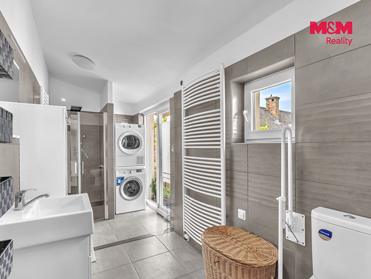Prodej domu, 147 m² (8 z 23)