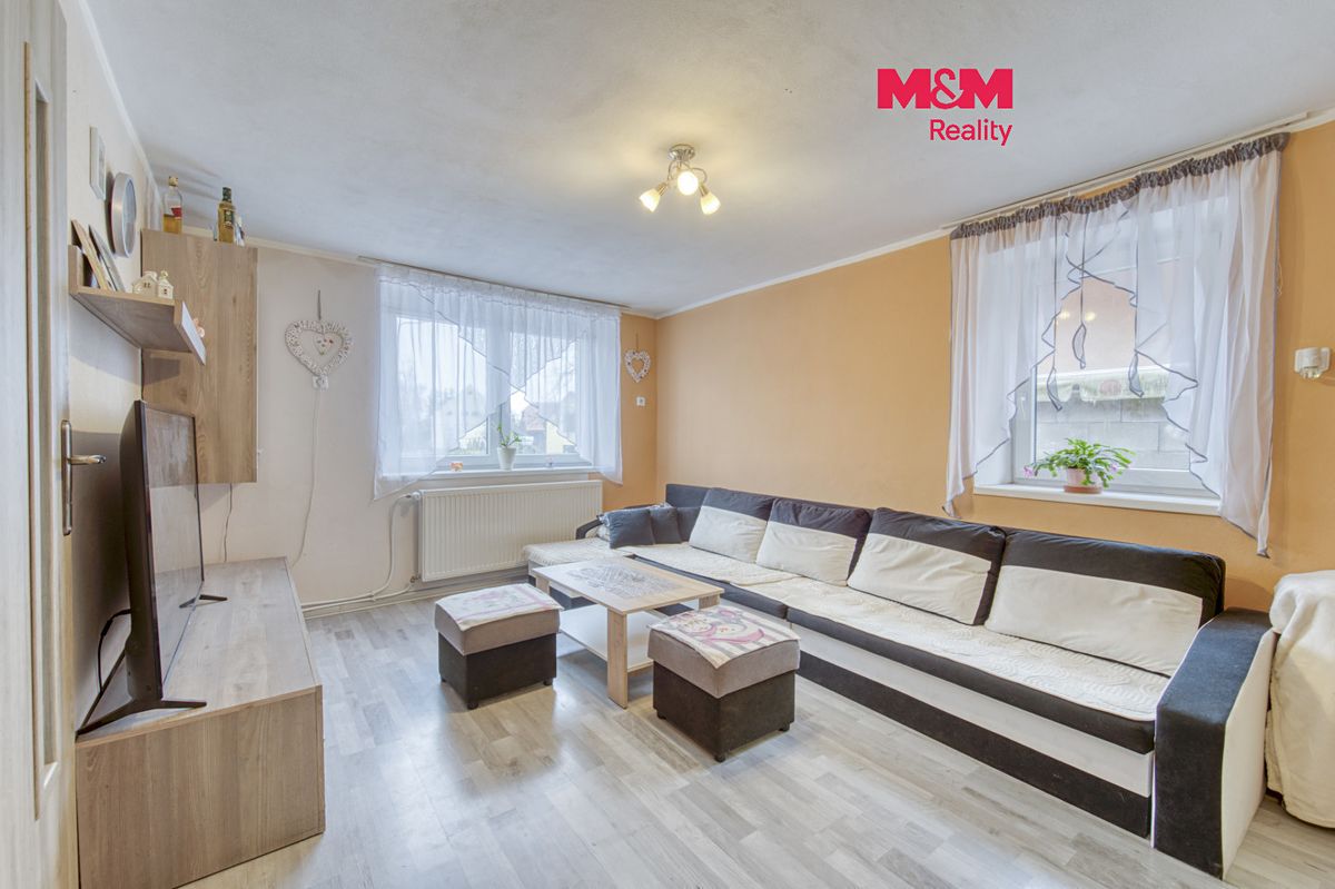 Prodej rodinného domu 142 m², pozemek 269 m², Postřekov – fotka 1 z 3