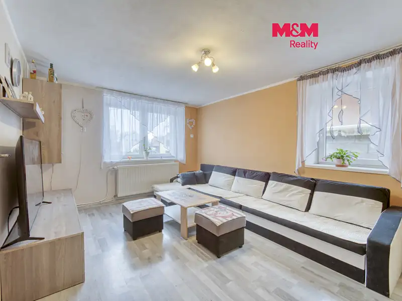 Prodej rodinného domu 142 m², pozemek 269 m², Postřekov – náhled fotky 1