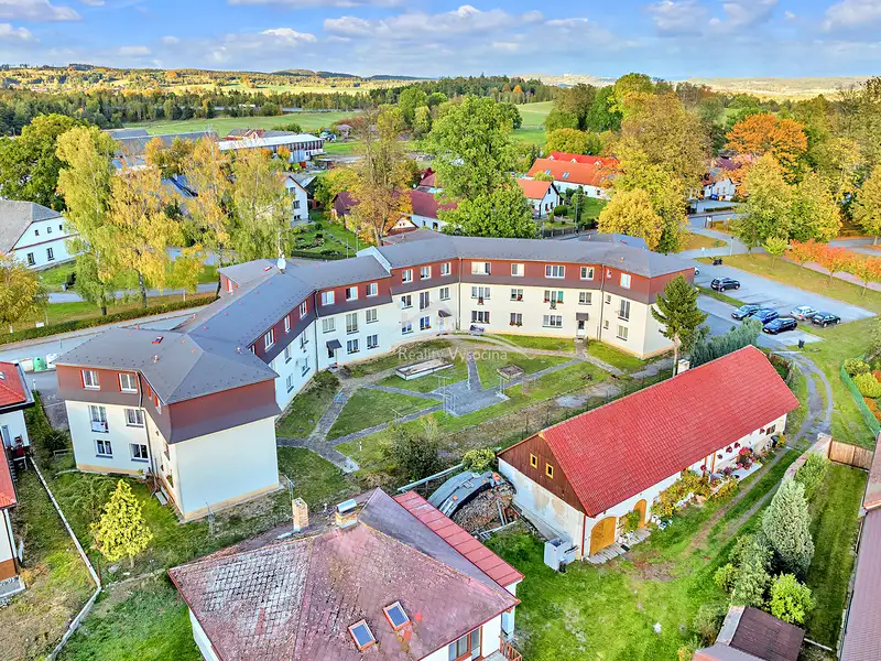 Prodej bytu 1+kk 39 m², Jiřice – náhled fotky 1