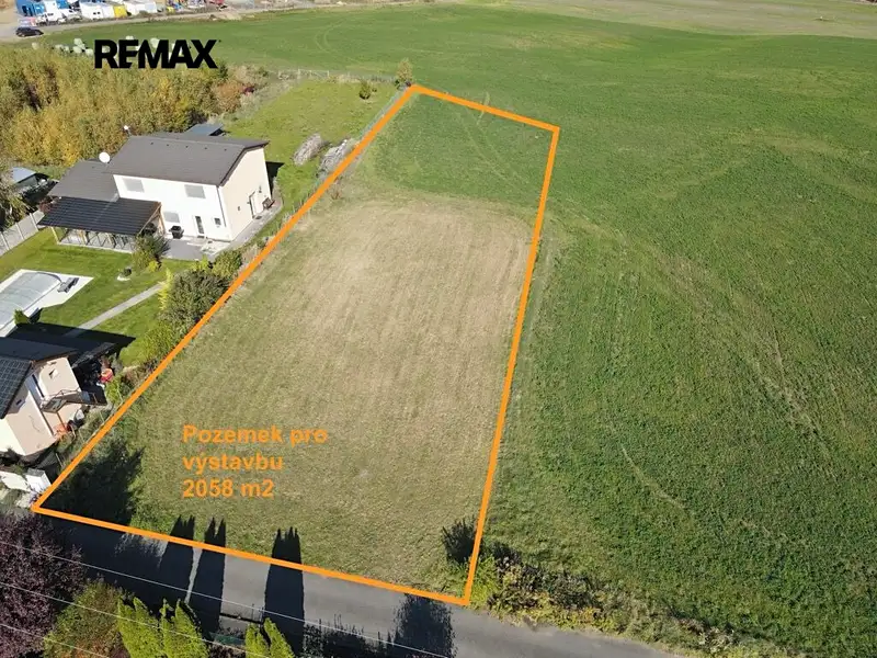 Prodej stavebního pozemku 2058 m², Pyšely – náhled fotky 1