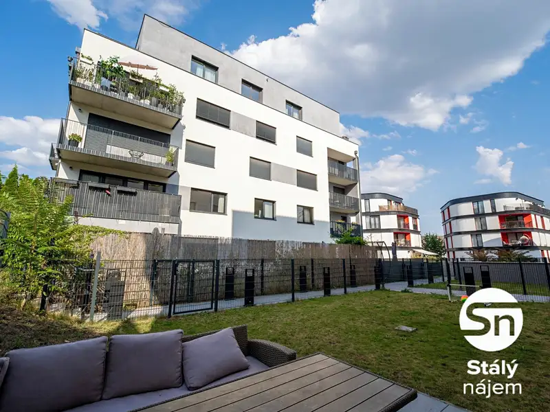 Pronájem bytu 2+kk 73 m², Praha – náhled fotky 1