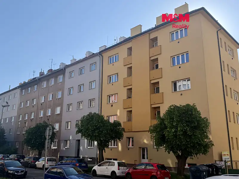 Pronájem bytu 1+kk 20 m², Olomouc – náhled fotky 1