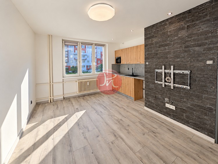 Prodej bytu 1+kk, 25 m² (6 z 21)