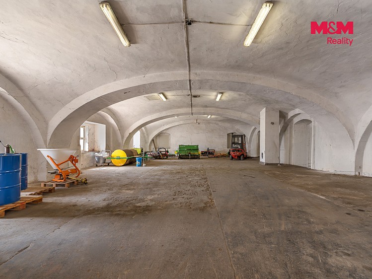 Prodej komerčního prostoru, 76 556 m² (27 z 30)