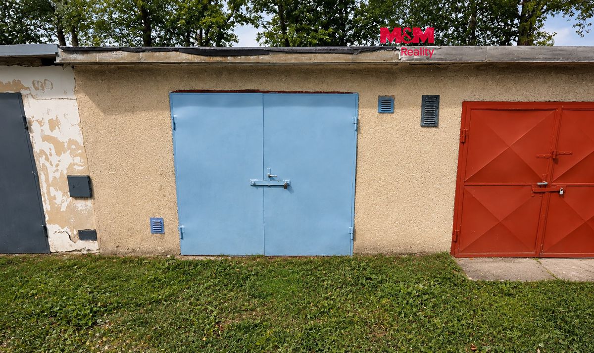 Prodej garáže 28 m², Hodonice – fotka 1 z 3
