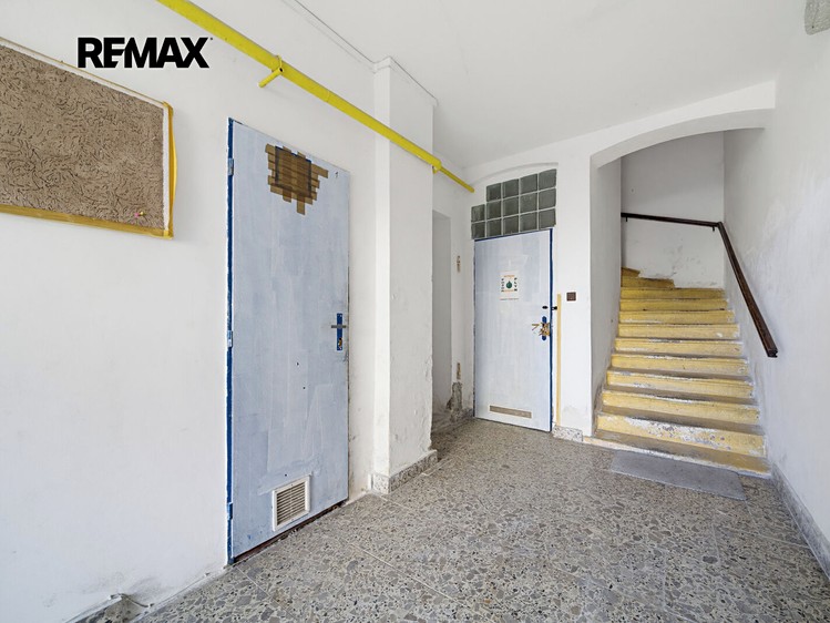 Комерційне приміщення на продаж, 340 м² (29 з 46)