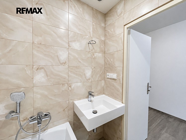 Prodej bytu 2+1, 60 m² (15 z 22)