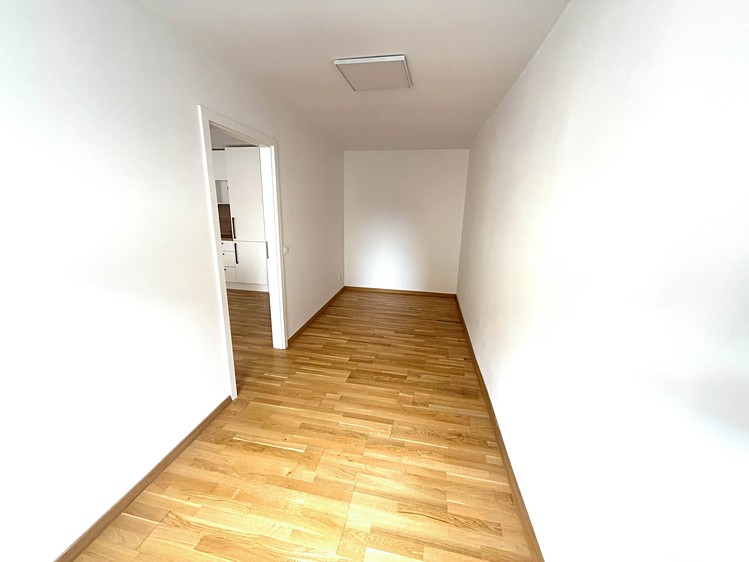 Будинок на продаж, 305 м² (4 з 46)