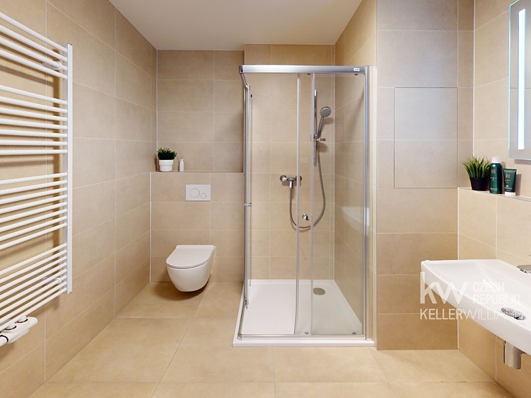 Pronájem bytu 1+kk, 34 m² (8 z 11)