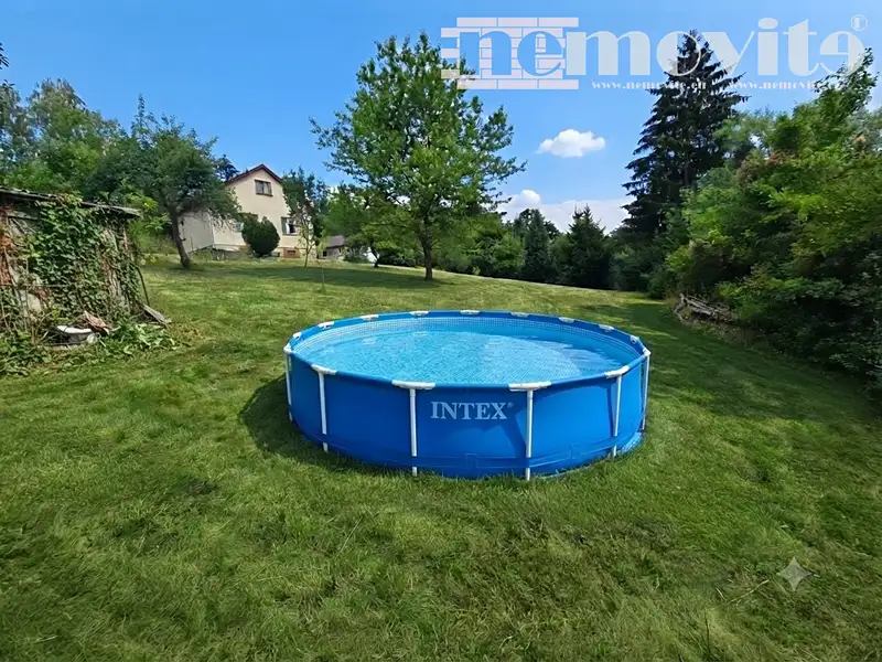 Prodej stavebního pozemku 1856 m², Svinaře – náhled fotky 2