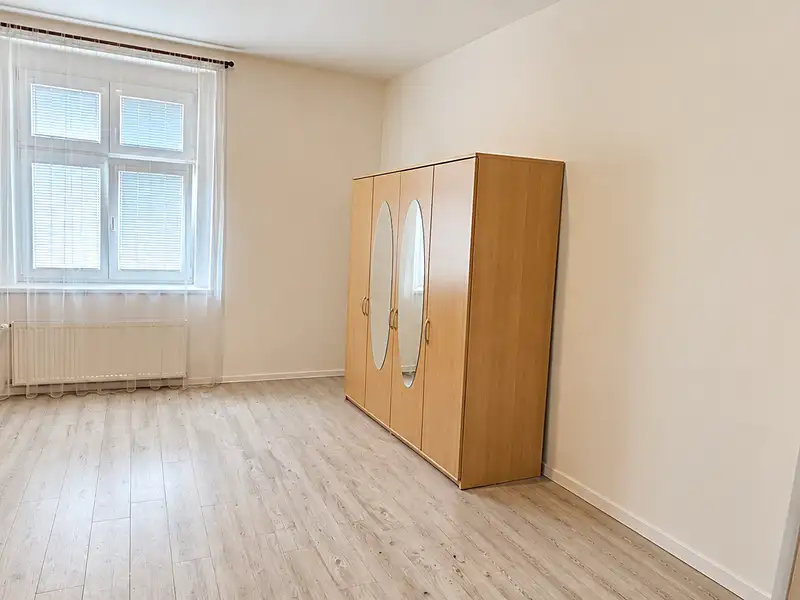 Pronájem bytu pokoje 20 m², Praha – náhled fotky 2