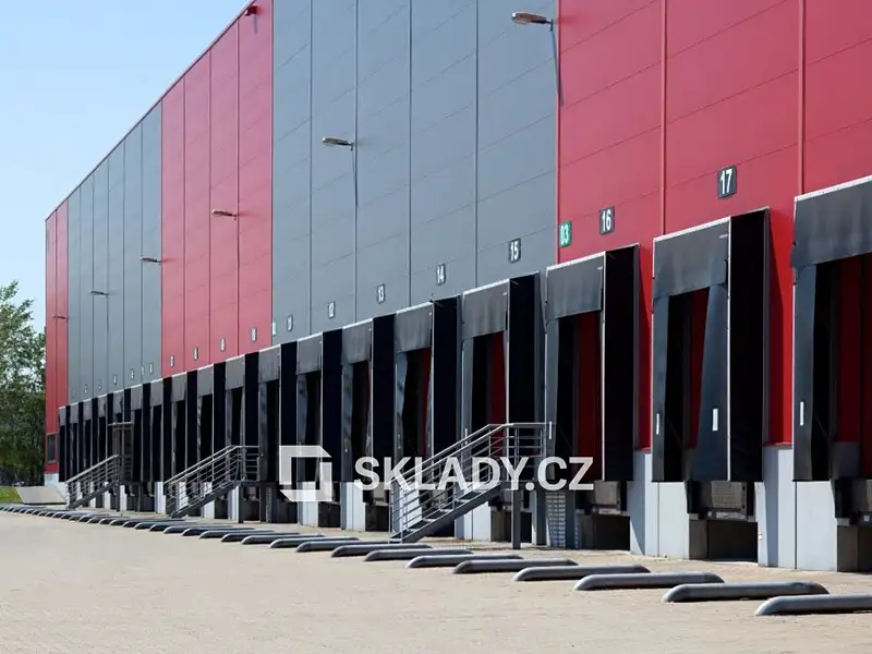 Pronájem skladového prostoru 5000 m², Plzeň – náhled fotky 1