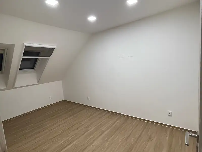 Pronájem bytu 2+1 61 m², Olbramovice – náhled fotky 3