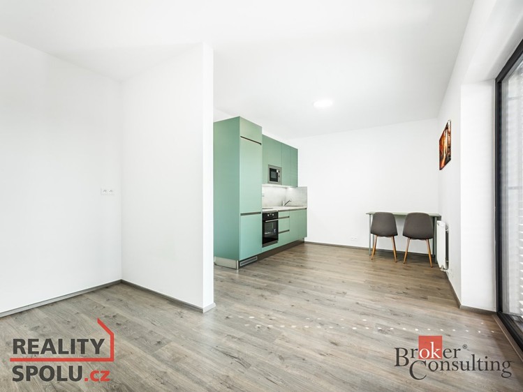 Wohnung 1+kk zum Kauf, 33 m² (2 von 11)