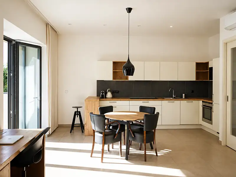 Pronájem bytu 2+kk 65 m², Praha – náhled fotky 2