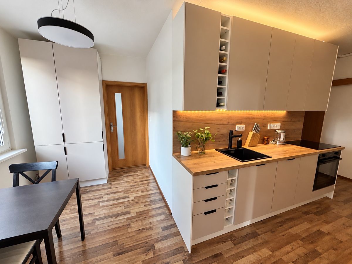 Prodej bytu 3+1 70 m², Třebíč – fotka 1 z 3