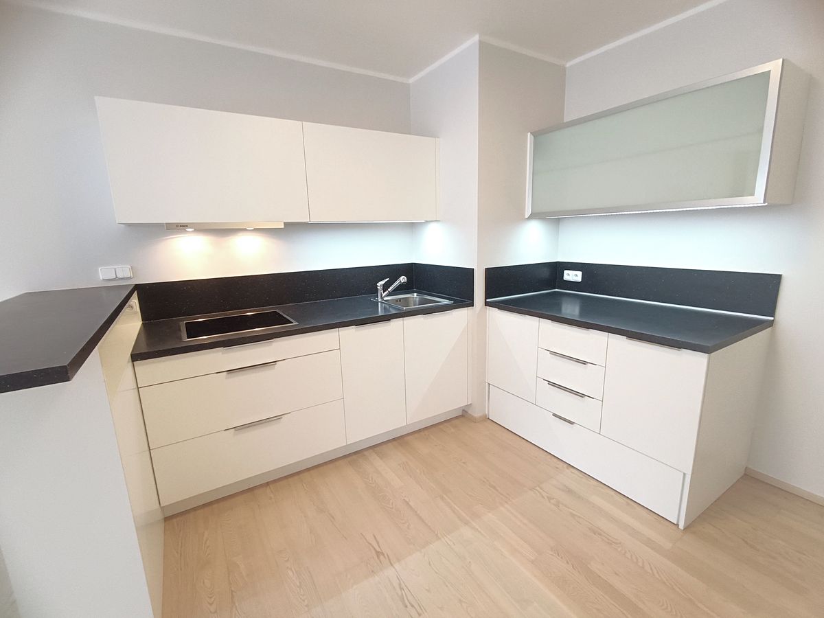 Pronájem bytu 3+kk 97 m² – fotografie 2