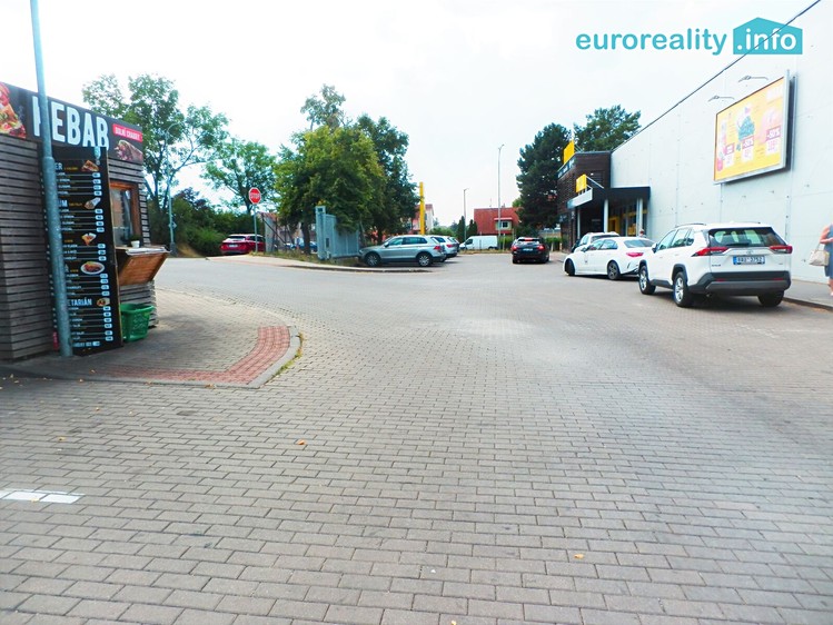 Комерційне приміщення в оренду, 9 м² (2 з 8)