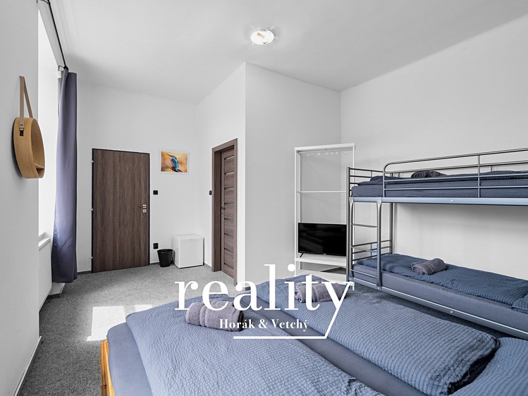 Prodej komerčního prostoru, 564 m² (13 z 55)