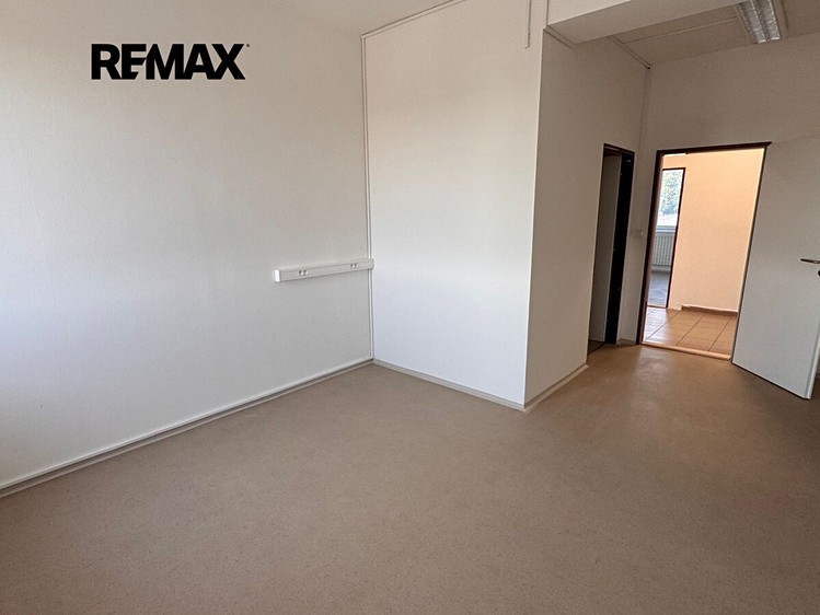 Pronájem komerčního prostoru, 16 m² (8 z 10)
