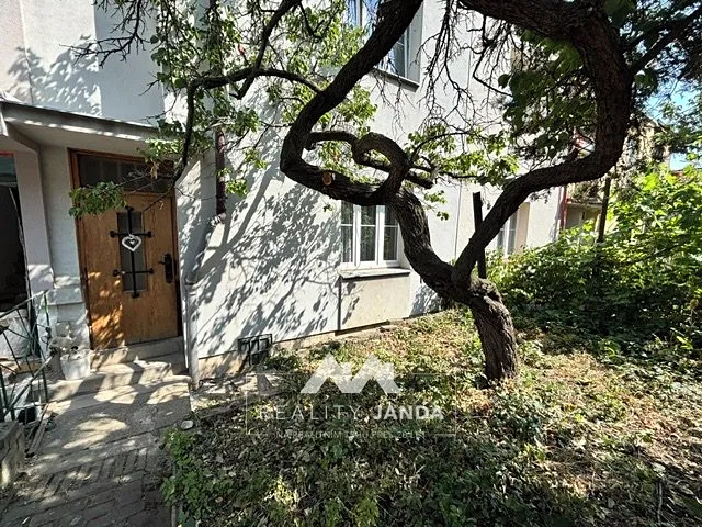Prodej rodinného domu 100 m², pozemek 152 m²