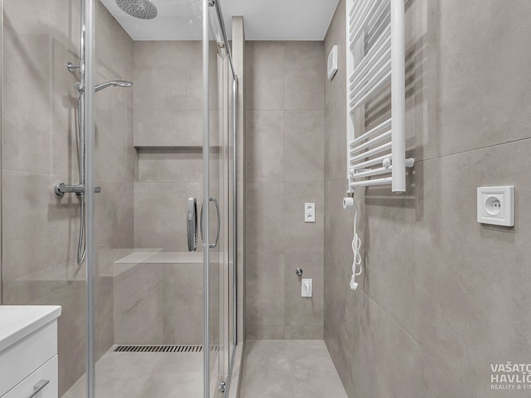 Pronájem bytu 2+1, 57 m² (13 z 17)