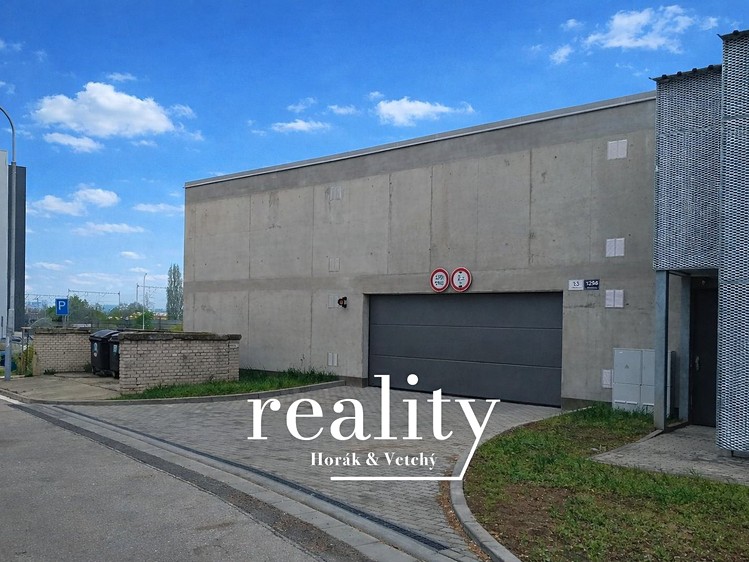 Prodej nemovitosti, 14 m² (2 z 3)