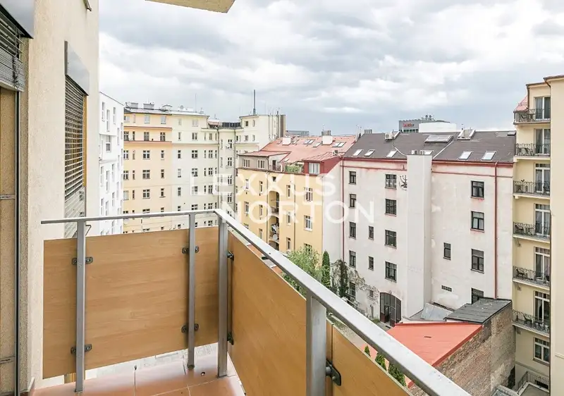 Pronájem bytu 2+kk 45 m², Praha – náhled fotky 3
