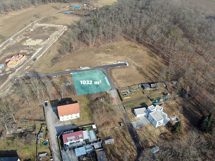 Grundstück zum Kauf, 1.032 m² (3 von 10)