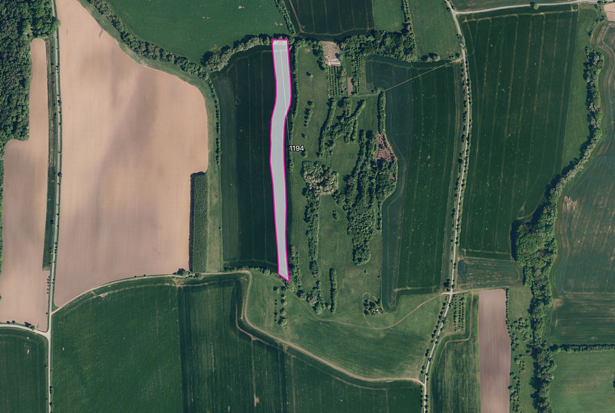 Prodej pole 14800 m², Kelč – fotka 1 z 3