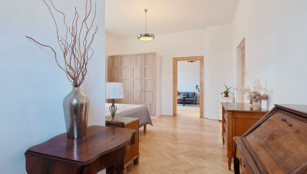 Pronájem bytu 4+kk 94 m², Praha – fotka 1 z 3