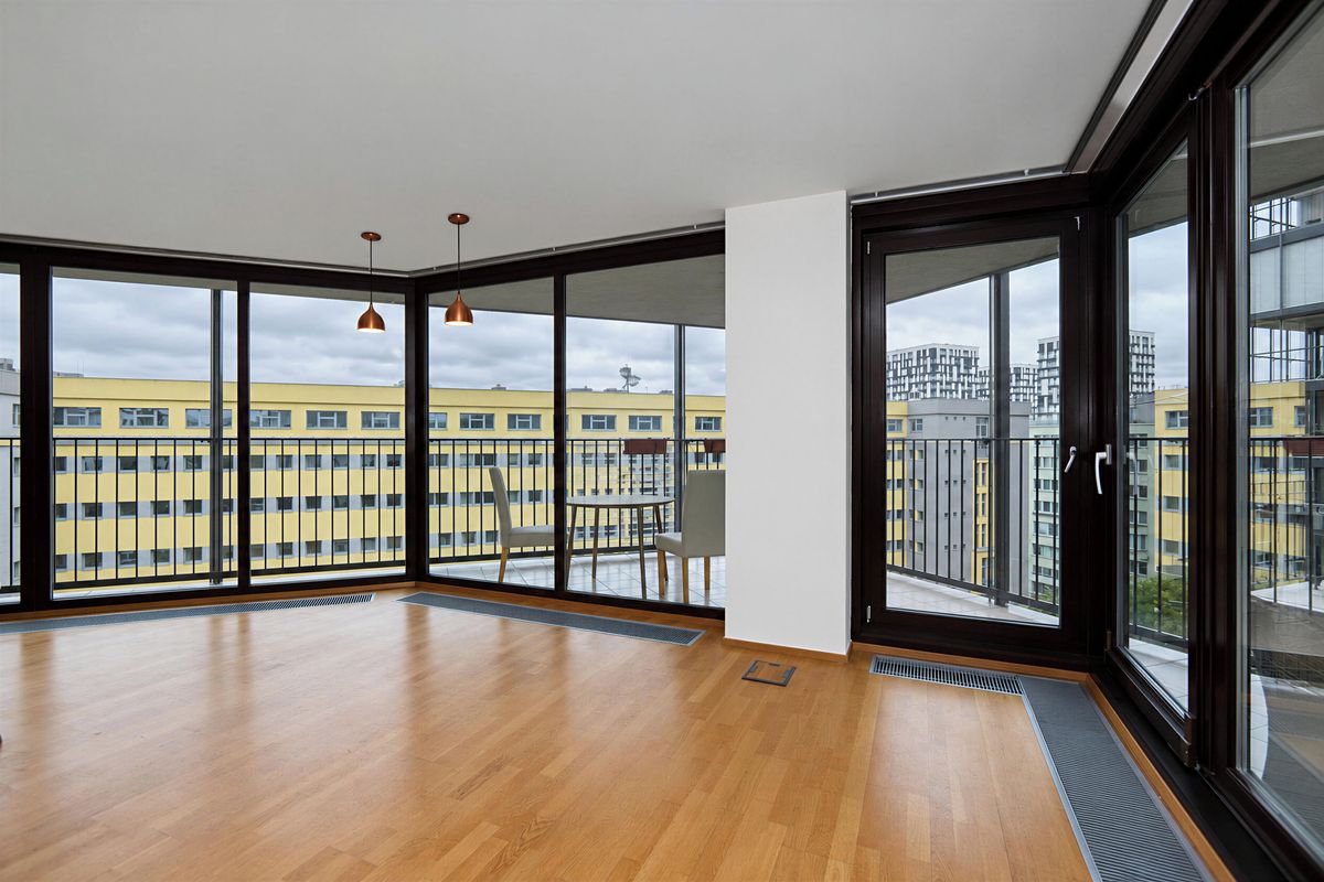 Prodej bytu 2+kk 77 m², Praha – fotka 1 z 3