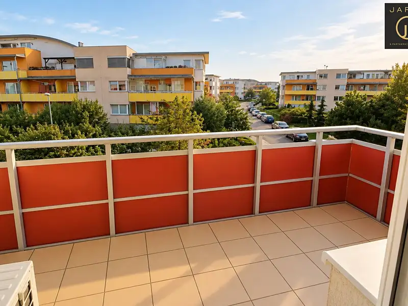 Pronájem bytu 3+kk 71 m², Praha – náhled fotky 2