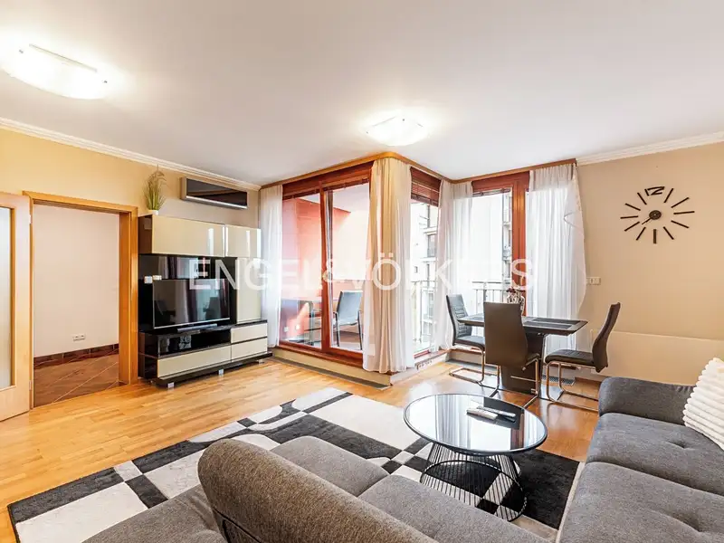 Pronájem bytu 2+kk 67 m², Praha – náhled fotky 3