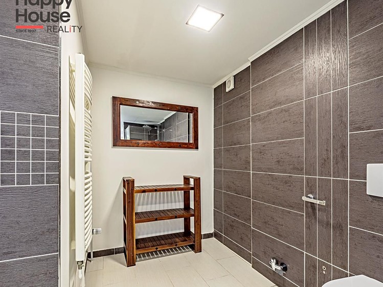 Pronájem bytu 3+kk, 150 m² (17 z 23)