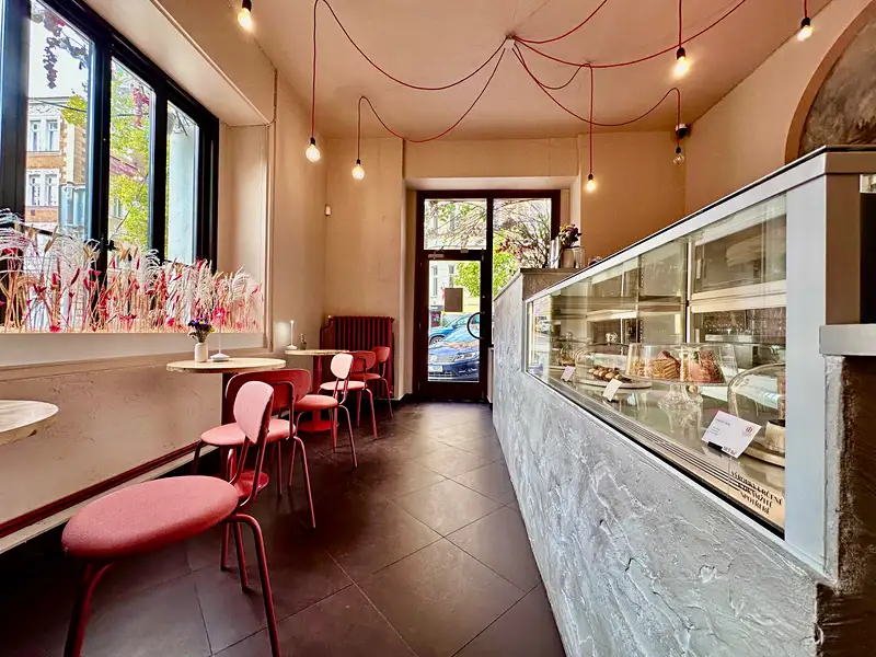 Pronájem restaurace 231 m², Praha – náhled fotky 1