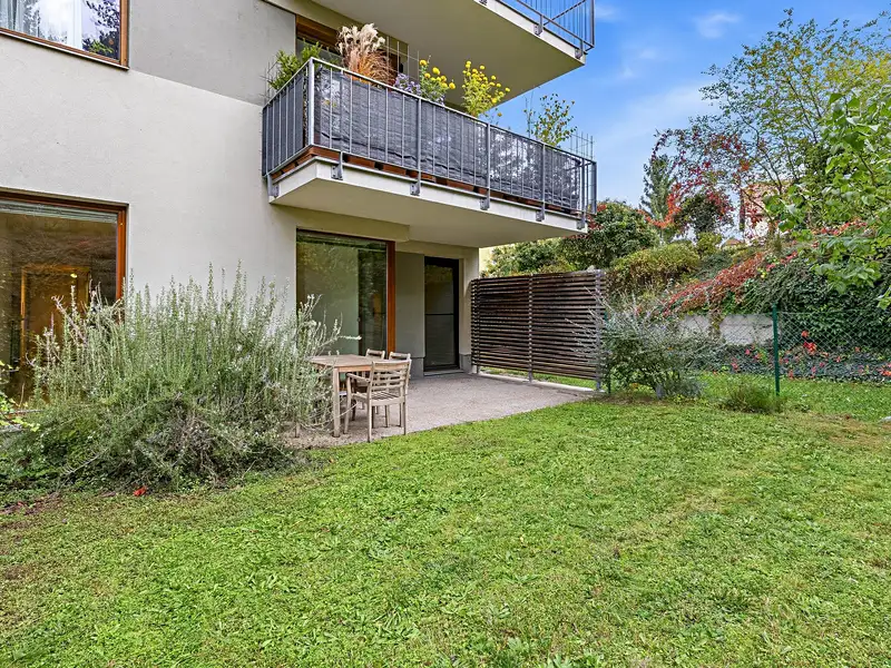 Pronájem bytu 2+kk 68 m², Praha – náhled fotky 2