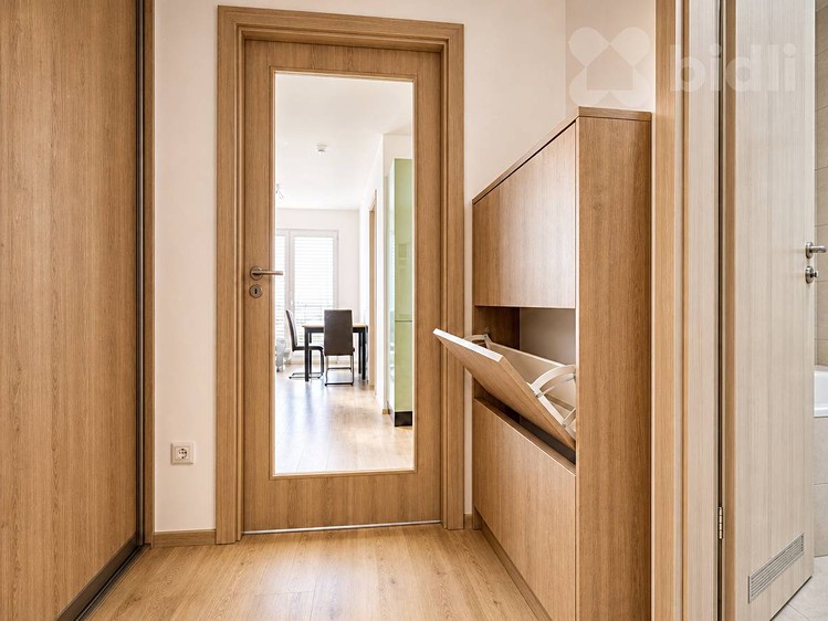 Pronájem bytu 3+kk, 57 m² (10 z 19)