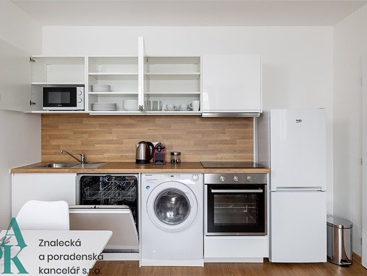 Квартира 2+kk в оренду, 44 м² (4 з 11)