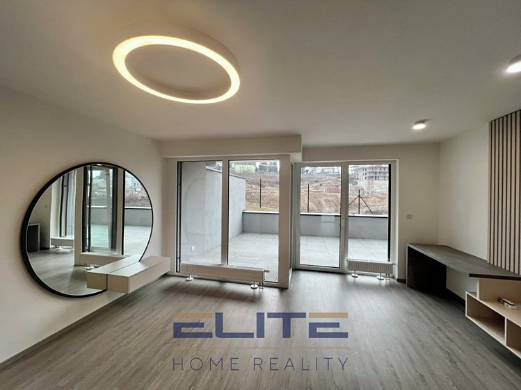 Pronájem bytu 3+kk, 106 m² (11 z 31)