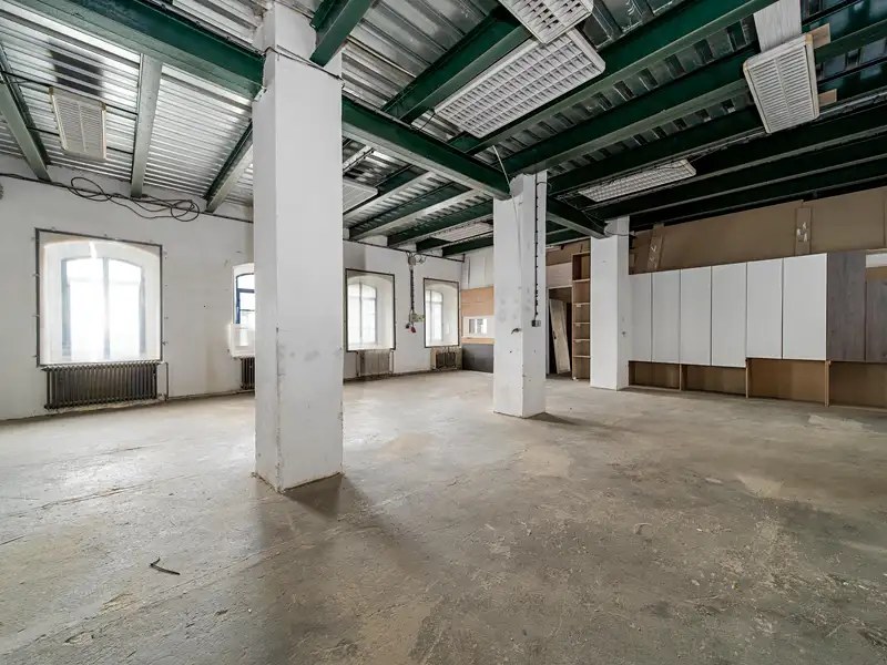 Pronájem skladového prostoru 295 m², Mnichovice – náhled fotky 2