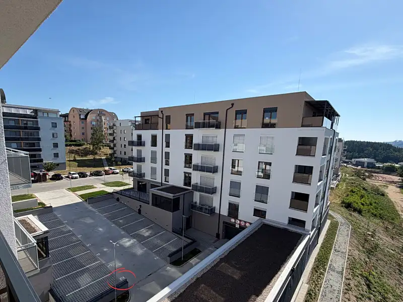 Pronájem garážového stání 16 m², Třebíč – náhled fotky 1