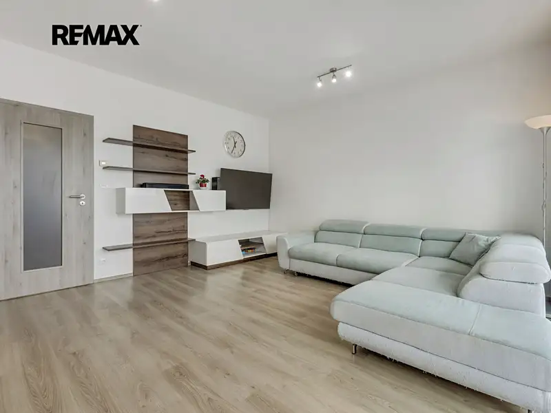 Prodej bytu 3+kk 81 m², Praha – náhled fotky 3