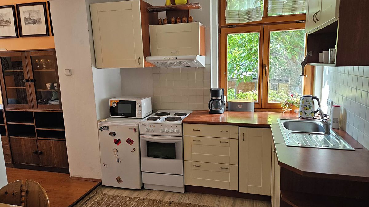 Pronájem bytu 2+1 47 m², Karlovy Vary – fotka 1 z 3